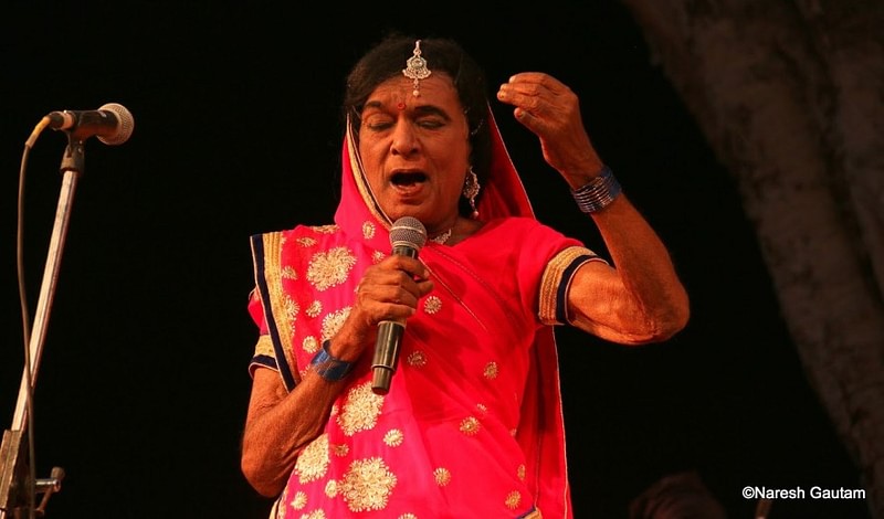 Ramchandra Manjhi during one of his stage performances. Image credit Naresh Gautam