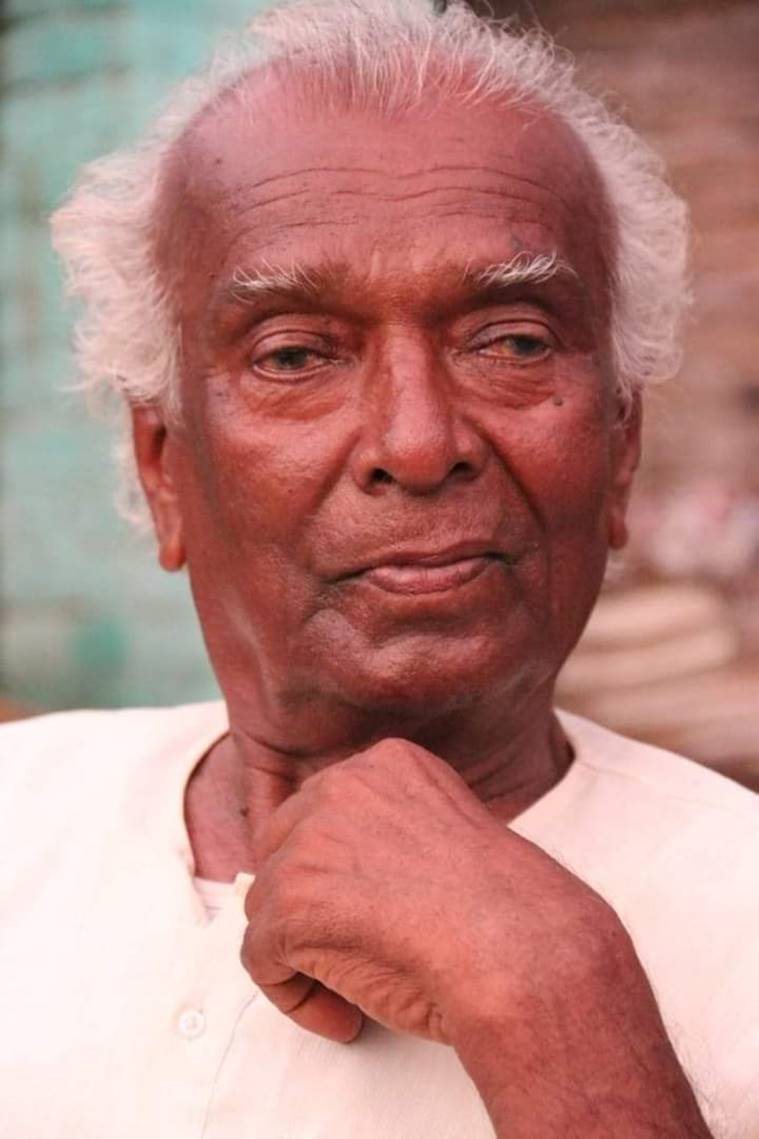 Now 94 Manjhi has been on stage since he was 10 years old. Photo courtesy Naresh Gautam Bhikhari Thakur Repertory Training Research Centre