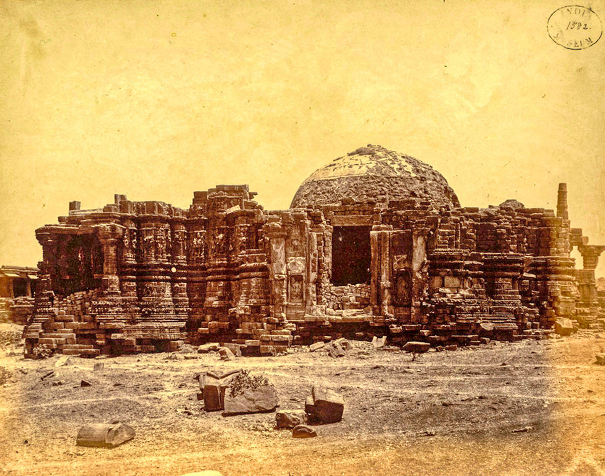1869 archive photo of the Somanatha temple Veraval Gujarat Exterior 03