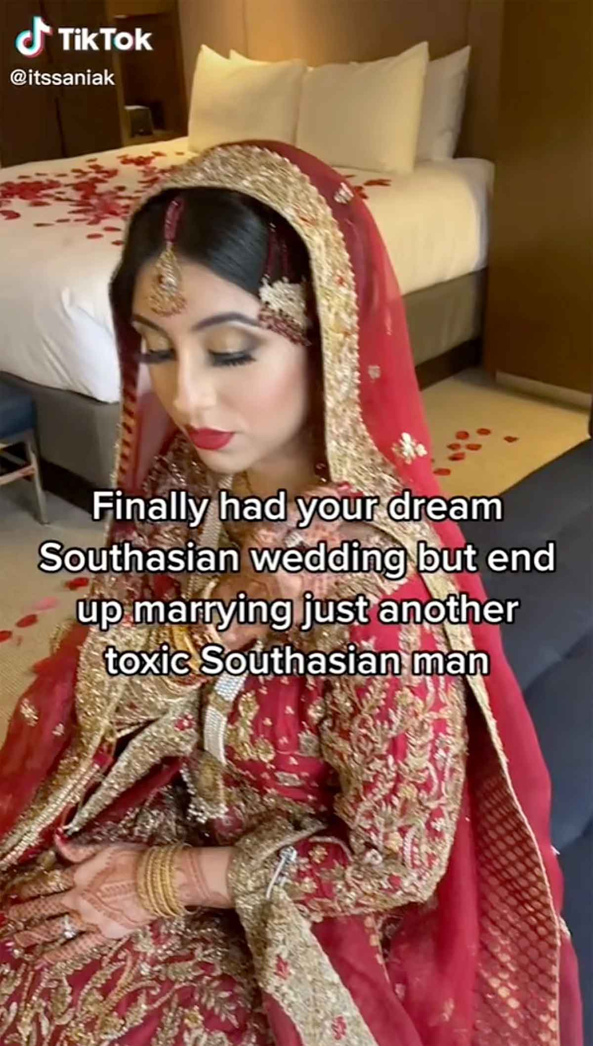 Sania Khan spoke of her family and community not supporting her during her divorce. Image courtesy: TikTok