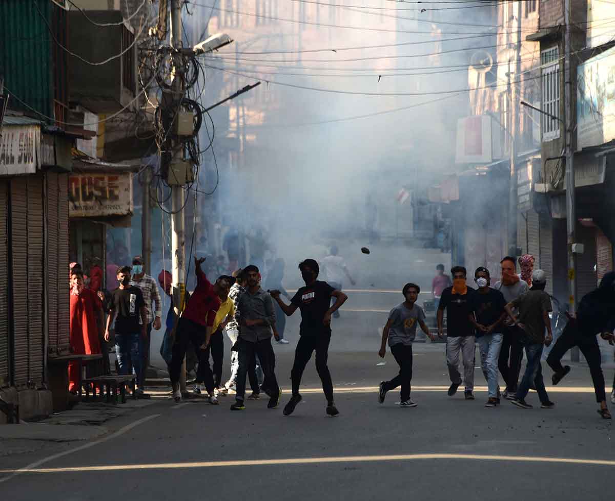 Violence erupts in Srinagar as Yasin Malik is sentenced to life imprisonment