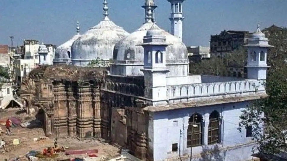 Heart-wrenching image of Mosque built on Hindu holy place of Kashi Viswanath Temple